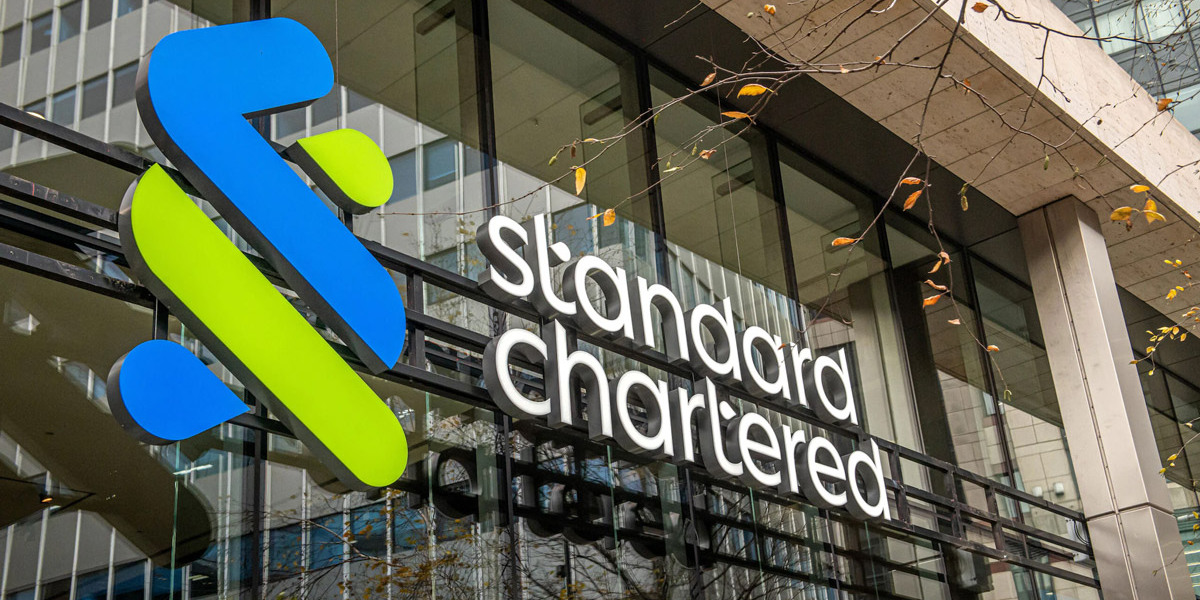 Банк «Standard Chartered» оновив прогноз щодо біткоїна: подробиці